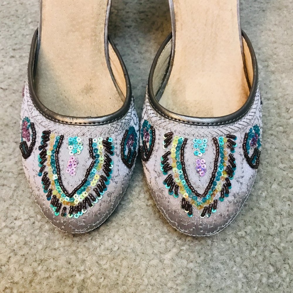 HEELS